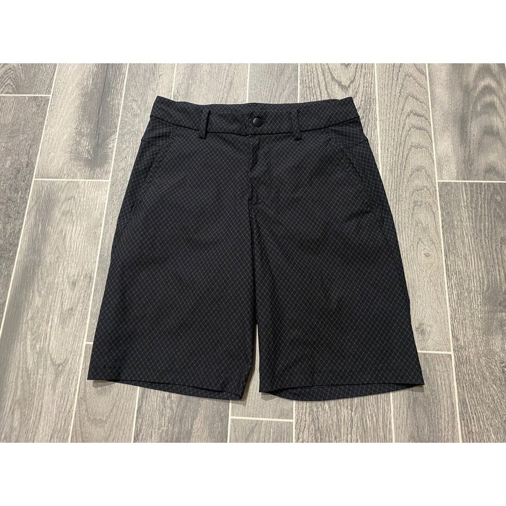 Lululemon Shorts Adult 32 Black Chino Flat Front Performance Golf Casual 32W